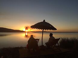 Uros Titicaca Lodge