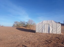 Atmospher Bivouac Desert