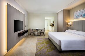 Beach Rotana All Suites