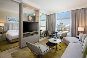 Beach Rotana All Suites