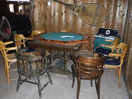 Likely Lodge