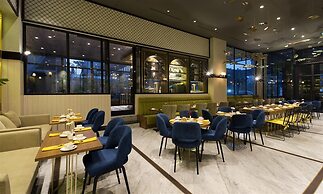 Aviary Bintaro