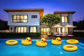 Chic Villa 6