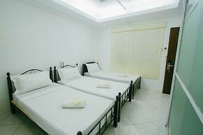 JJ Midcity Inn