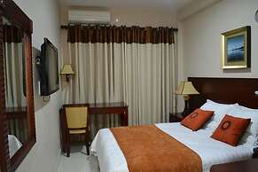 Hotel LaBama