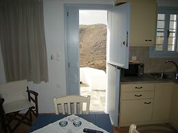 Kaminaki Amorgos Studios & Apartments