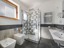 Orange Suites