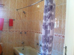Dihate Guest House