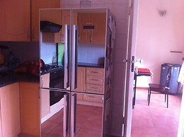 Dihate Guest House
