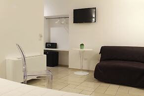 LAMIA Room Rentals