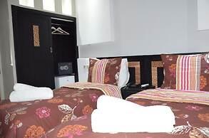 Hotel Pyramides