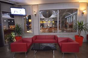 Hotel Pyramides