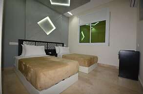 Hotel Pyramides