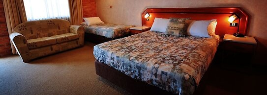 The Crossing Motel