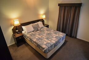 The Crossing Motel