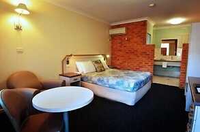 The Crossing Motel