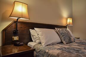The Crossing Motel