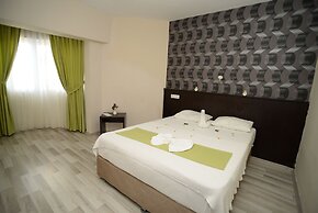 Green Gold Hotel