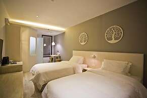 M+ Boutique Hotel