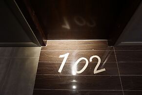 M+ Boutique Hotel