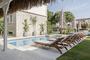 Sandal Alaçatı - Adults Only