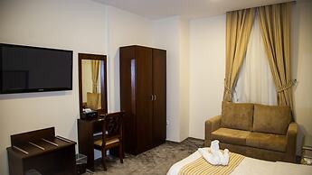 Worood Al Safawa Villas & Suites