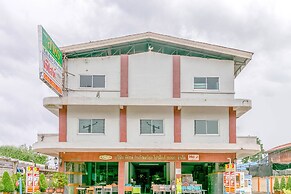 OYO 1161 Sathorn Mansion