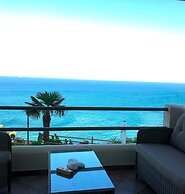 Blue Horizon Suites
