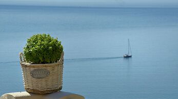 Blue Horizon Suites