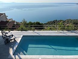 Blue Horizon Suites