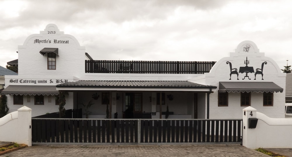 Myrtles Retreat