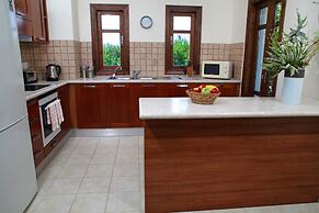 Aphrodite Hills Rentals – Junior Villas