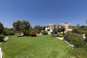 Aphrodite Hills Rentals – Superior Villas