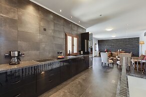Aphrodite Hills Rentals – Superior Villas