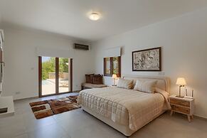 Aphrodite Hills Rentals – Superior Villas
