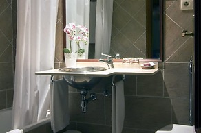 Hotel Mayno