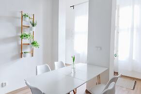CHILL Apartments