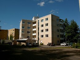 Summer Hotel Opera