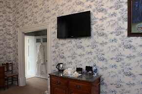 Rossington Hall