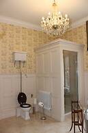 Rossington Hall