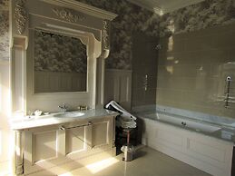 Rossington Hall