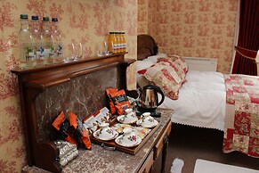 Rossington Hall