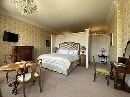 Rossington Hall