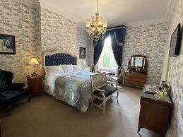Rossington Hall