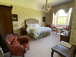 Rossington Hall