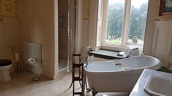 Rossington Hall