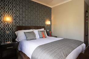 The Lincoln Hotel