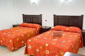 Hotel Zirahuen