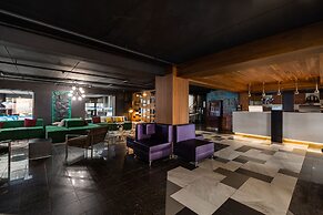 Lelux Hotel