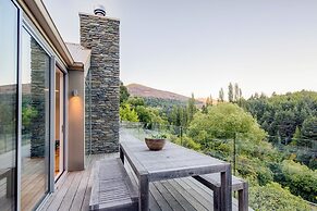 Riverview Retreat